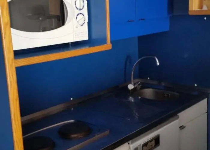 - Inout - 5 Beds Flat M-803 *