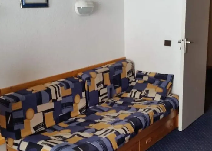 - Inout - 5 Beds Flat M-803 公寓